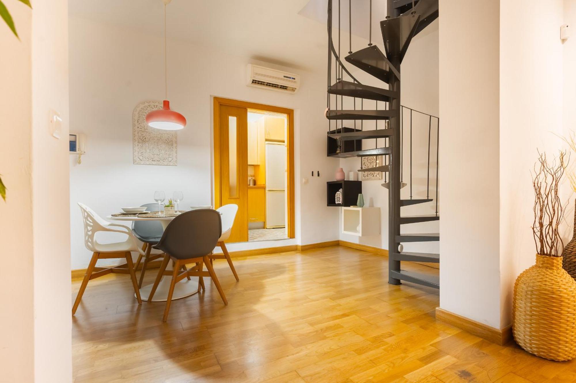 Apartamento Duplex Moderno Alameda Sevilla Exterior foto